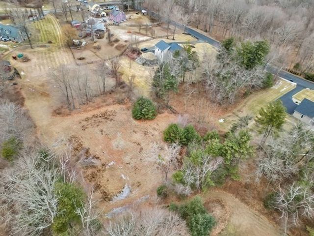 5v Red Gap Rd, Wilbraham, MA 01095