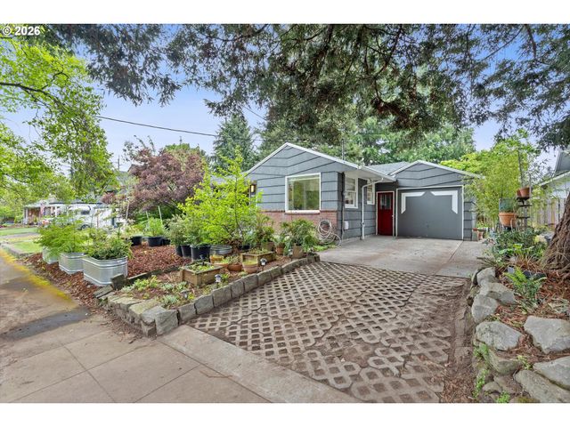 8604 N VAN HOUTEN Ave, Portland, OR 97203