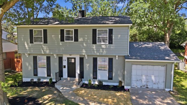 38 Handel Lane, Greenhills, OH 45218