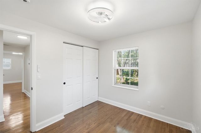 38 Handel Lane, Greenhills, OH 45218