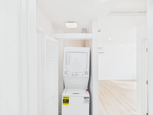 748 Newport Avenue 5, Long Beach, CA 90804