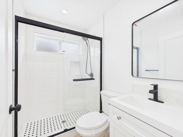 748 Newport Avenue 5, Long Beach, CA 90804