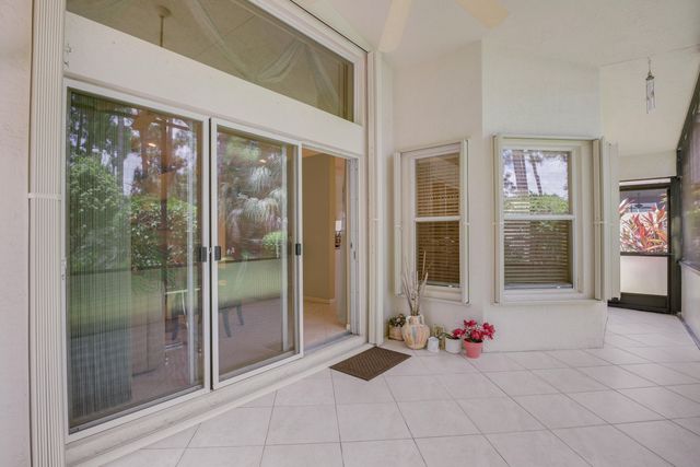 6519 LUCAYA Avenue, Boynton Beach, FL 33437