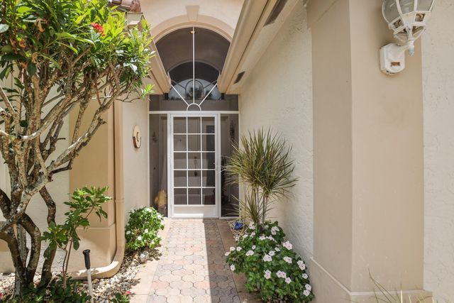 6519 LUCAYA Avenue, Boynton Beach, FL 33437