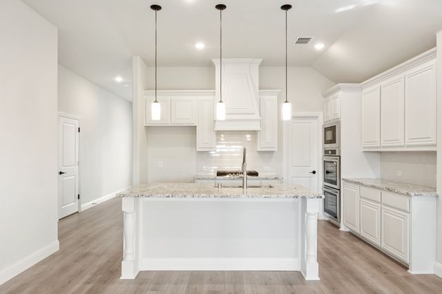 131 Kingfisher Lane, Aledo, TX 76008