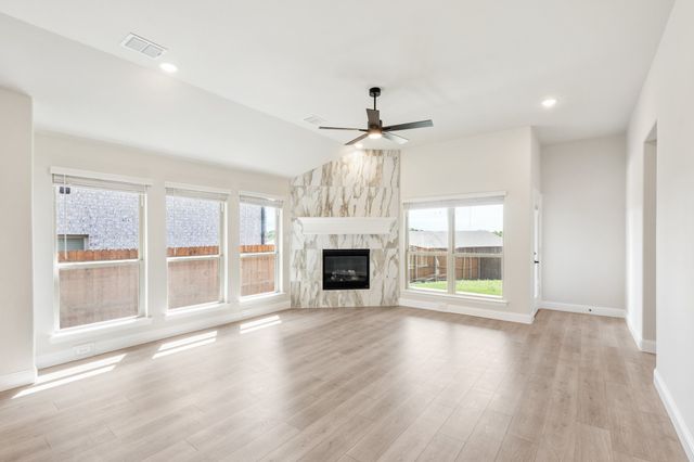 131 Kingfisher Lane, Aledo, TX 76008