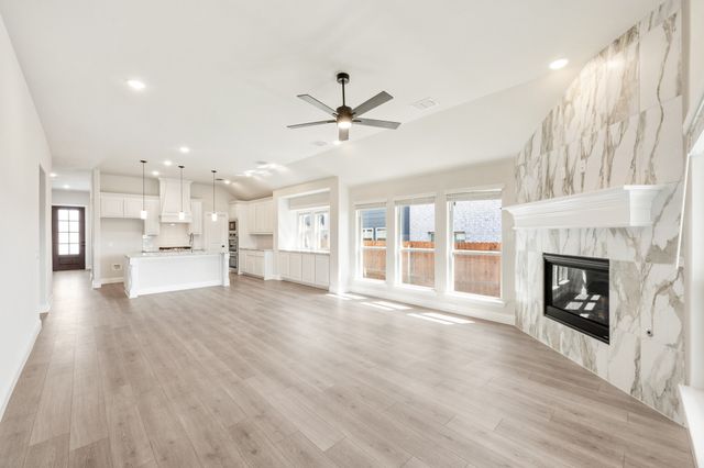 131 Kingfisher Lane, Aledo, TX 76008