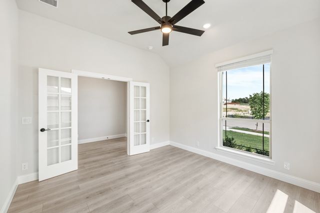 131 Kingfisher Lane, Aledo, TX 76008