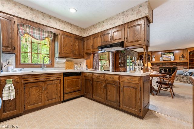 5233 Limerick Avenue NW, North Canton, OH 44720