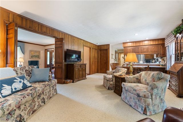 5233 Limerick Avenue NW, North Canton, OH 44720