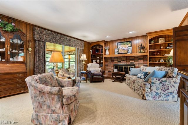 5233 Limerick Avenue NW, North Canton, OH 44720
