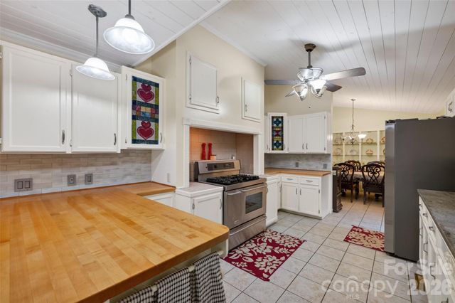 1117 Cedar Creek Drive, Morganton, NC 28655