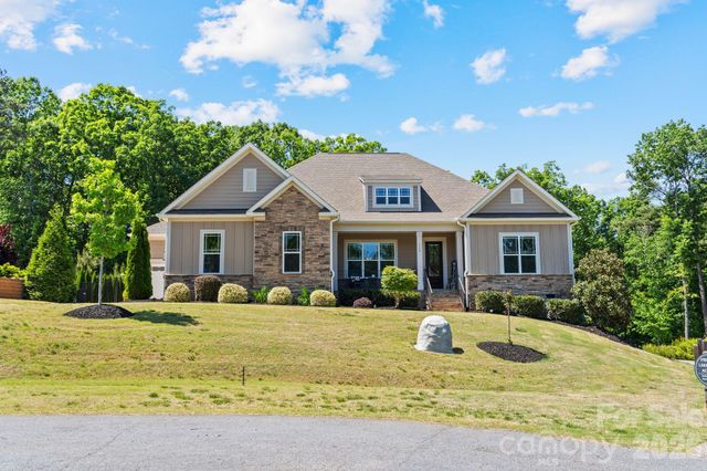 115 Hillside Cove Court, Mooresville, NC 28117