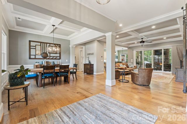 115 Hillside Cove Court, Mooresville, NC 28117