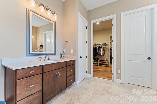 115 Hillside Cove Court, Mooresville, NC 28117