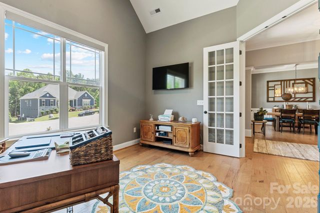 115 Hillside Cove Court, Mooresville, NC 28117