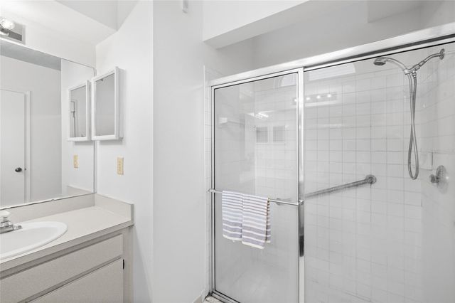 8711 EXPOSITION DRIVE, Tampa, FL 33626