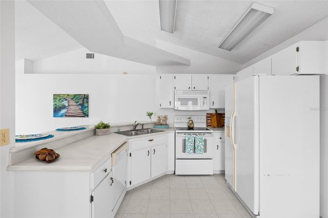 8711 EXPOSITION DRIVE, Tampa, FL 33626