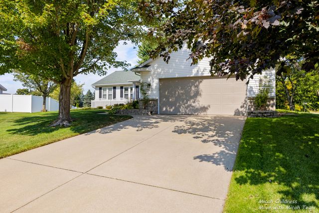 5628 Bethanne Drive SW, Wyoming, MI 49418