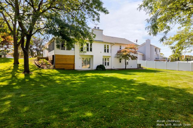 5628 Bethanne Drive SW, Wyoming, MI 49418