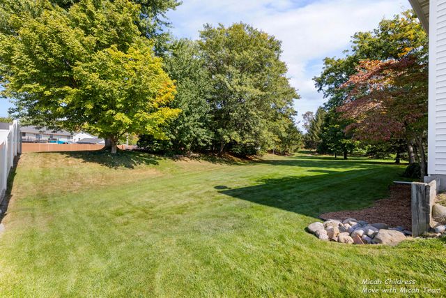 5628 Bethanne Drive SW, Wyoming, MI 49418