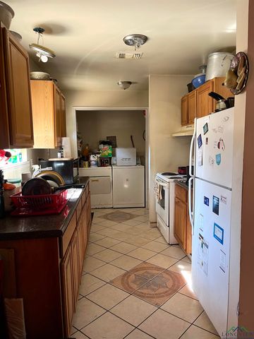 1515 Evans St., Marshall, TX 75670