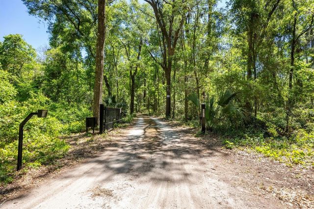 6424 SW 26TH PL, Gainesville, FL 32608