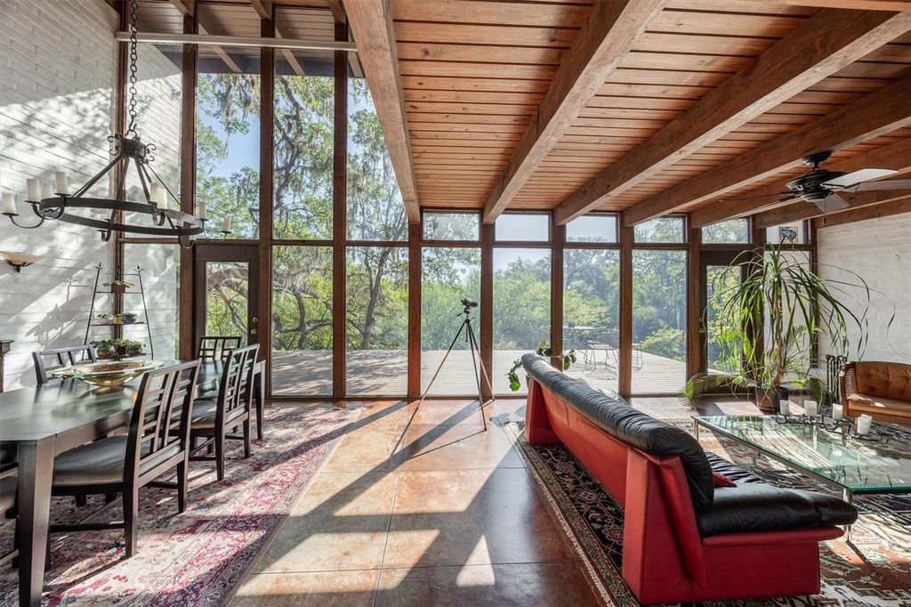 Image 13 of property listing at 6424 SW 26TH PL, Gainesville, FL 32608