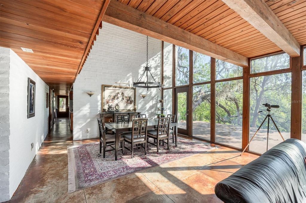 Image 15 of property listing at 6424 SW 26TH PL, Gainesville, FL 32608