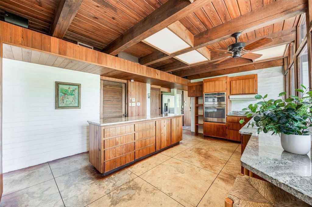 Image 19 of property listing at 6424 SW 26TH PL, Gainesville, FL 32608