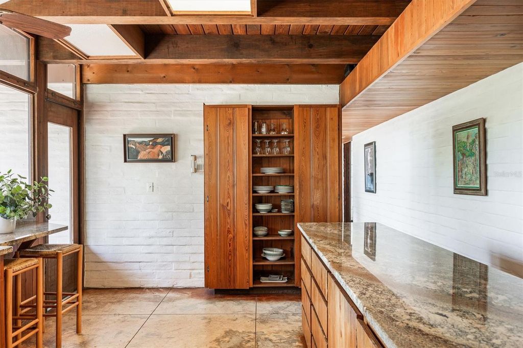 Image 21 of property listing at 6424 SW 26TH PL, Gainesville, FL 32608