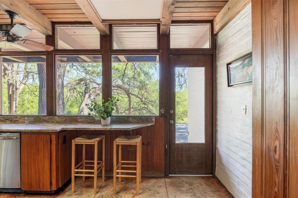 Image 25 of property listing at 6424 SW 26TH PL, Gainesville, FL 32608