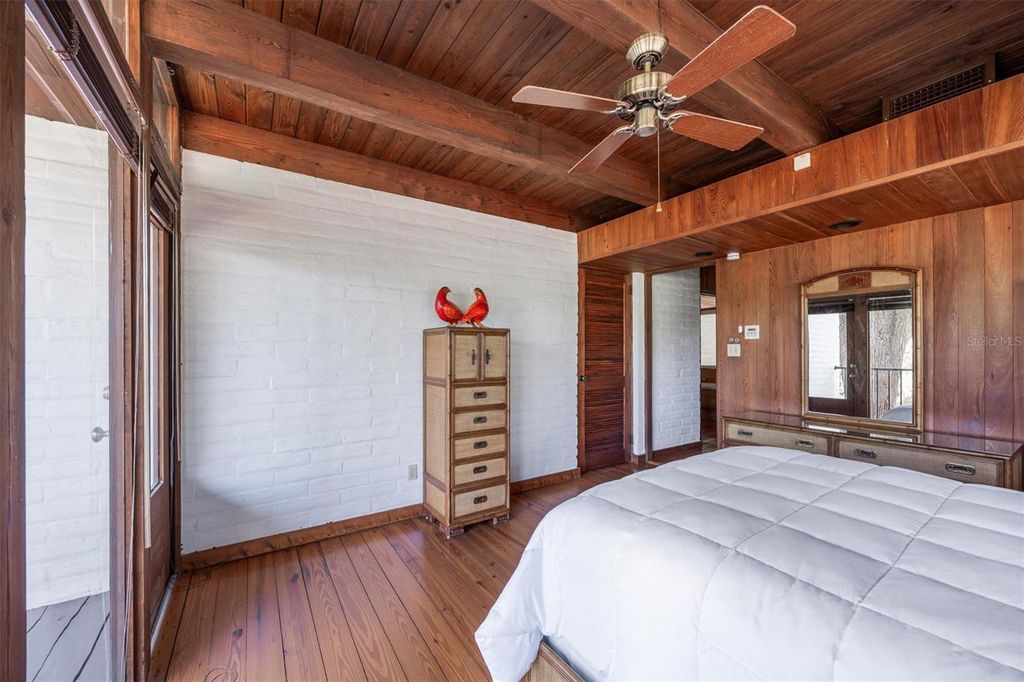 Image 33 of property listing at 6424 SW 26TH PL, Gainesville, FL 32608