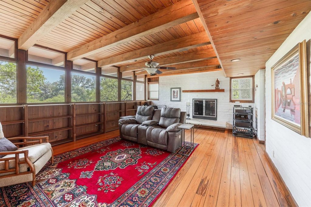 Image 42 of property listing at 6424 SW 26TH PL, Gainesville, FL 32608