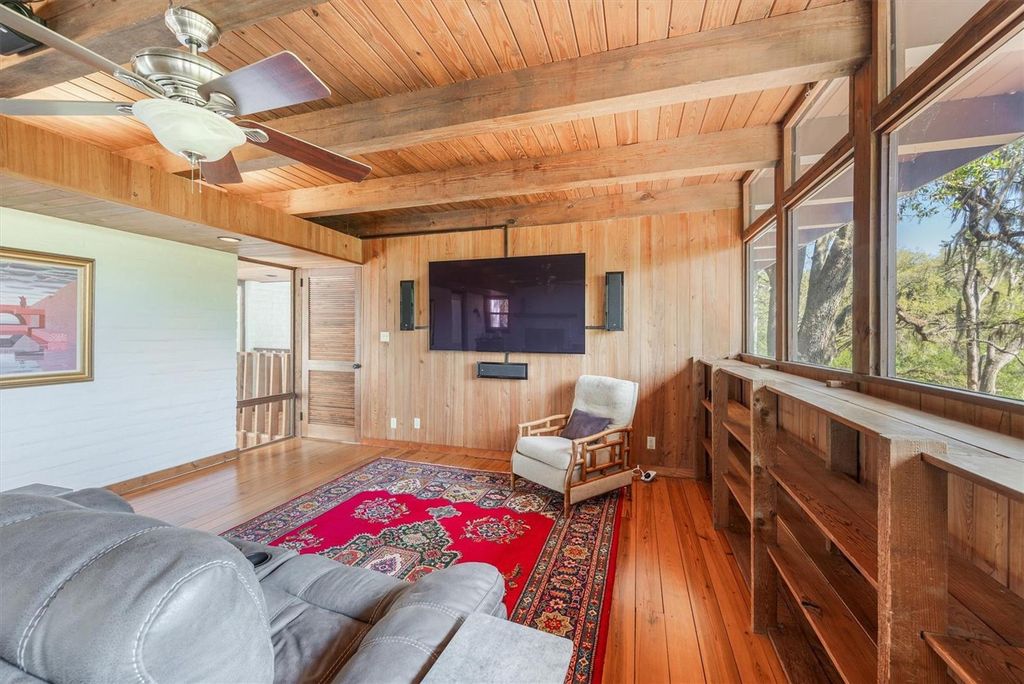 Image 44 of property listing at 6424 SW 26TH PL, Gainesville, FL 32608