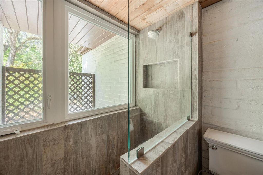 Image 50 of property listing at 6424 SW 26TH PL, Gainesville, FL 32608