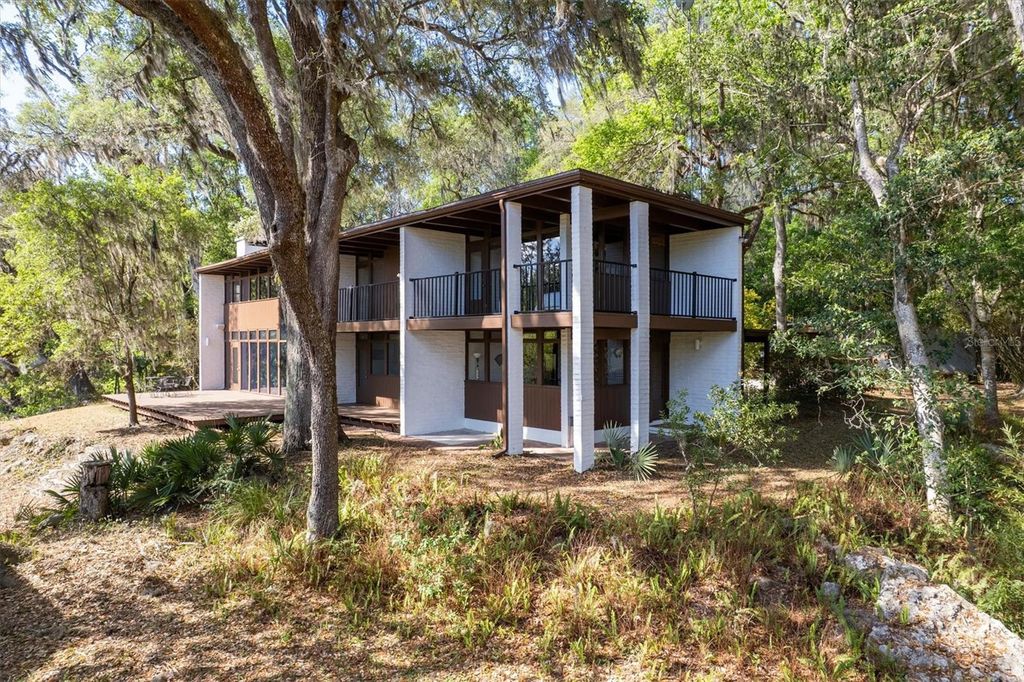 Image 69 of property listing at 6424 SW 26TH PL, Gainesville, FL 32608