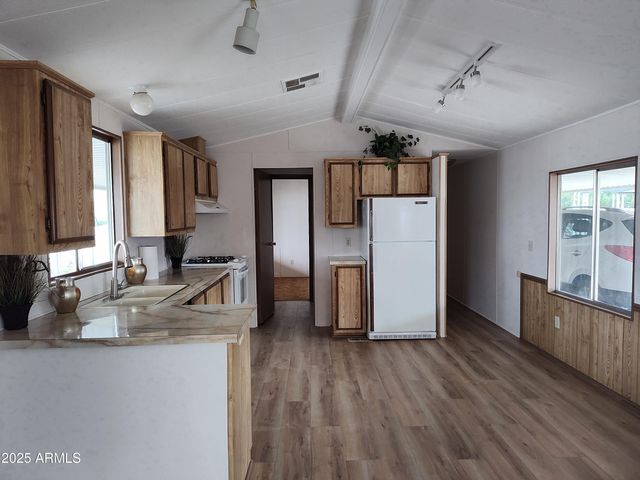 8103 E SOUTHERN Avenue 24, Mesa, AZ 85209