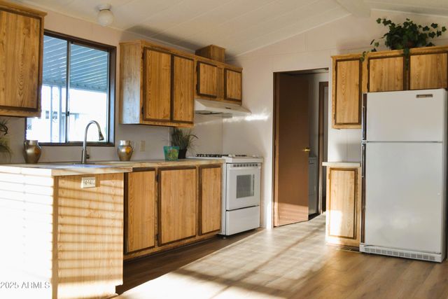 8103 E SOUTHERN Avenue 24, Mesa, AZ 85209