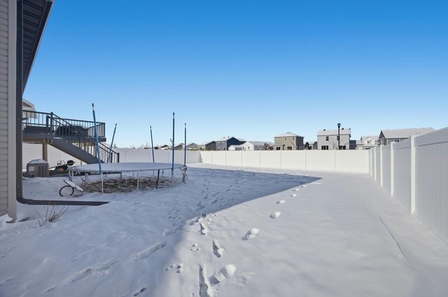 5322 8th Street W, West Fargo, ND 58078