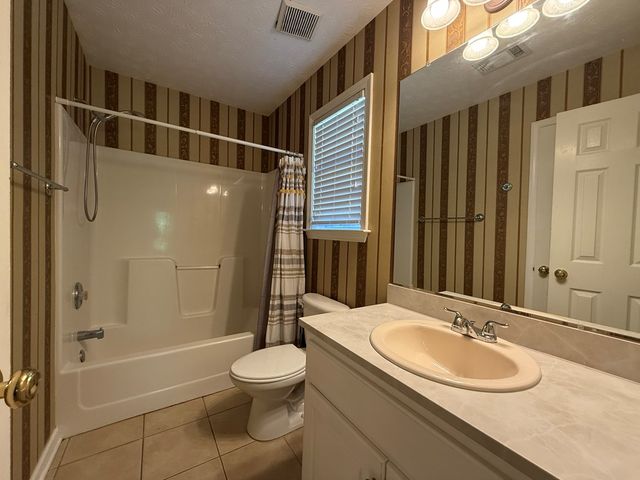 8028 Orchard Hill Drive, Midland, GA 31820