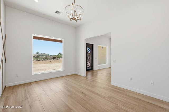5001 N Wild Life Drive, Tucson, AZ 85745