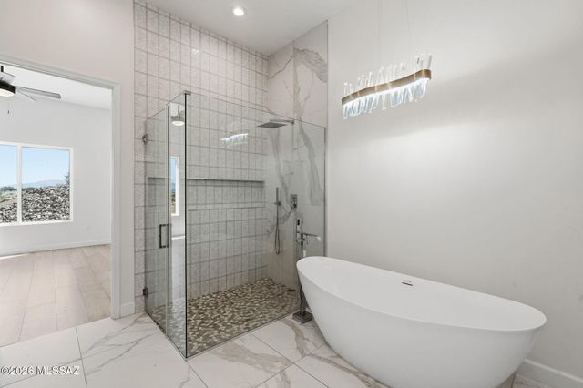5001 N Wild Life Drive, Tucson, AZ 85745