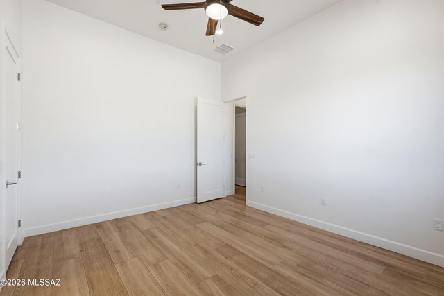 5001 N Wild Life Drive, Tucson, AZ 85745