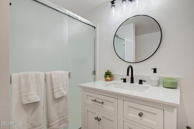 291 Sequoia Court 34, Thousand Oaks, CA 91360