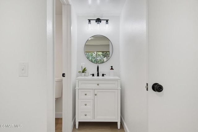 291 Sequoia Court 34, Thousand Oaks, CA 91360
