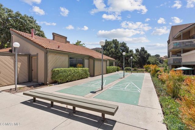 291 Sequoia Court 34, Thousand Oaks, CA 91360