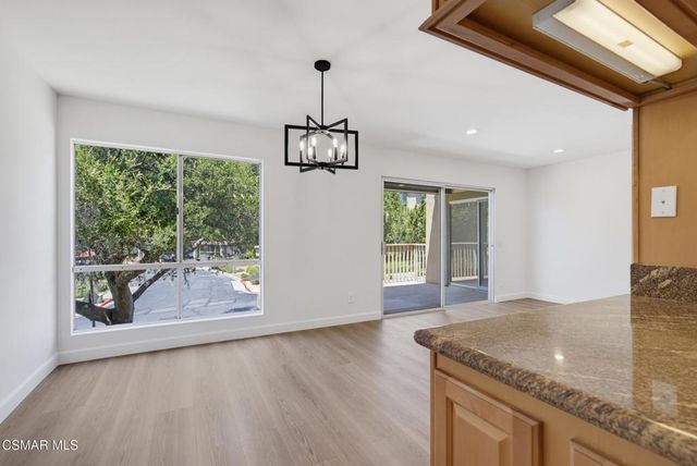 291 Sequoia Court 34, Thousand Oaks, CA 91360