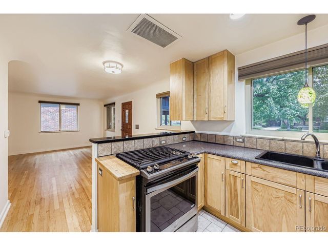 742 Ivanhoe St, Denver, CO 80220