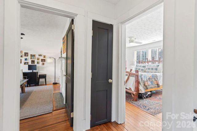 83 Arlington Street, Asheville, NC 28801